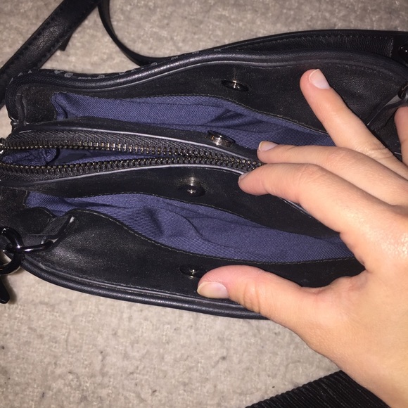 French Connection Black Crossbody Bag - Picture 7 of 8